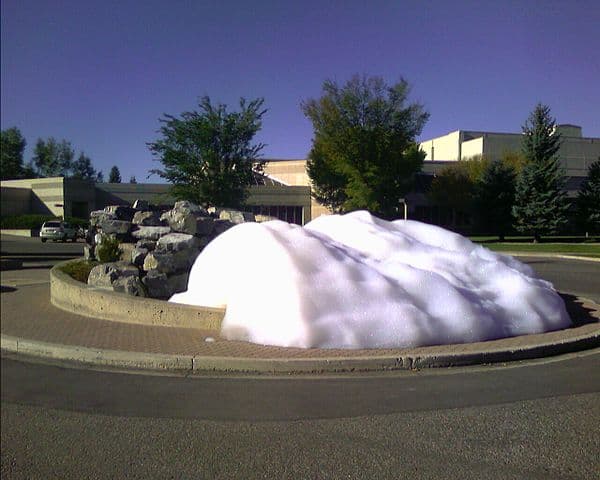 A prank at Lethbridge College dave_7 from Lethbridge, Canada [CC BY 2.0 (https://creativecommons.org/licenses/by/2.0)]