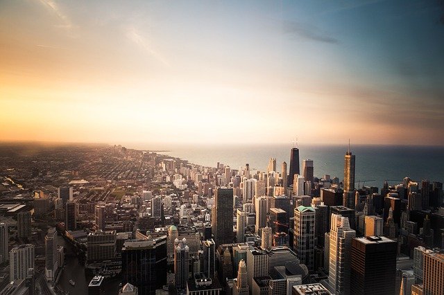 Chicago via https://pixabay.com/en/chicago-usa-america-united-states-690364/