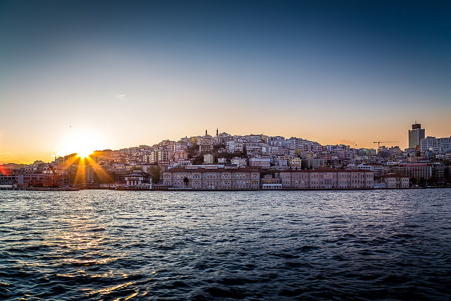 Istanbul by Robert S. Donovan https://flic.kr/p/n1bzNC