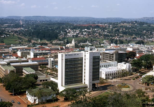 Kampala via https://pixabay.com/photos/kampala-uganda-city-africa-capital-2376011/