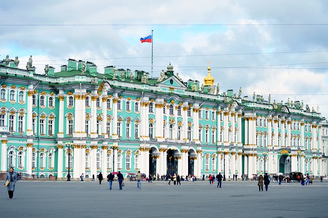 Russian Flag via https://pixabay.com/en/flag-of-russia-russia-on-the-sea-2414964/