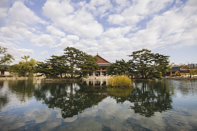 South Korea via https://pixabay.com/en/south-korea-temple-lake-korea-599206/