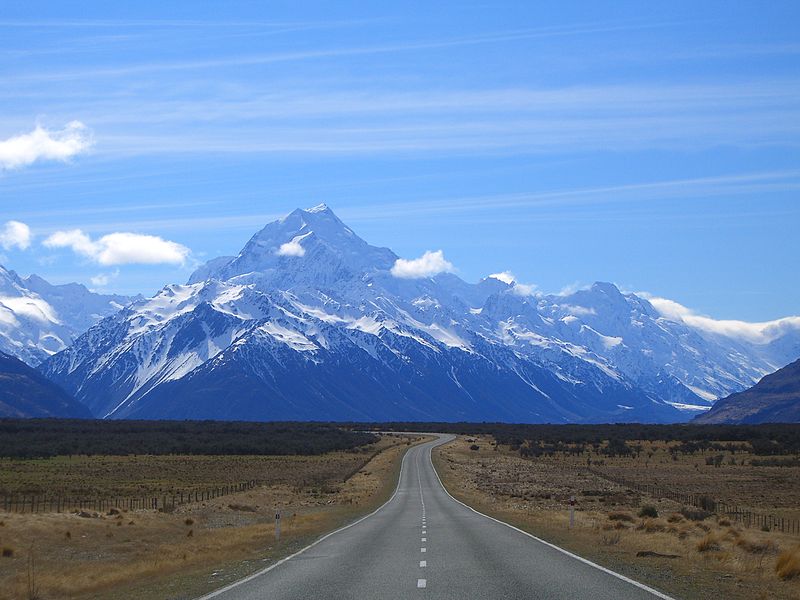 Road to Mount Cook, New Zealand