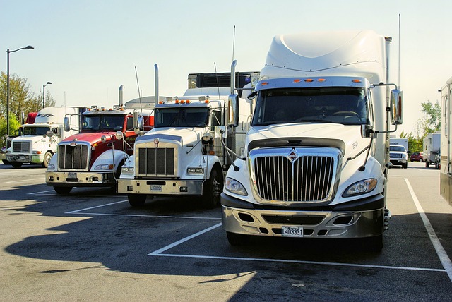 Canadian Trucks via https://pixabay.com/en/canada-trucks-truck-784392/