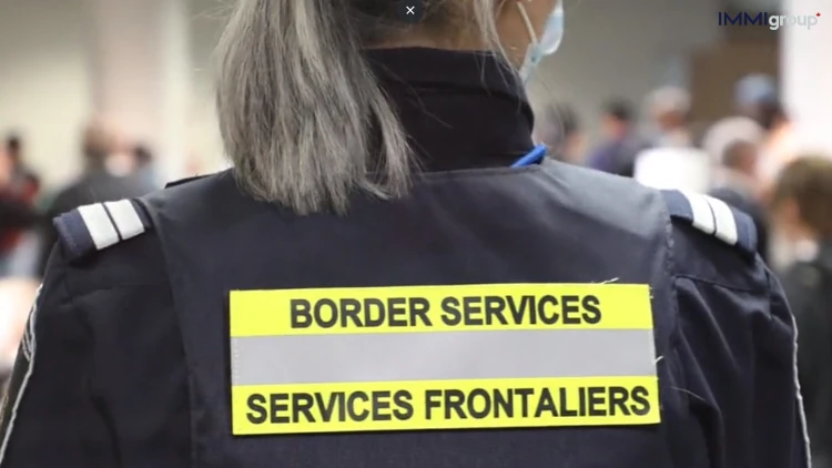 Border Services CBSA agent