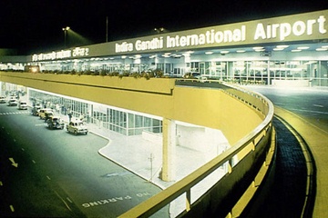 Indira Gandhi International Airport via https://commons.wikimedia.org/wiki/File:Indira-Gandhi-Airport.jpg?uselang=en-gb