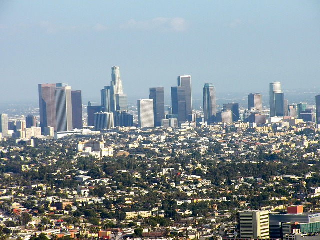 Los Angeles via https://pixabay.com/en/los-angeles-city-california-skyline-402011/