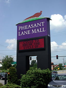 Pheasant Lane Mall By Jutras Signs [CC0], via Wikimedia Commons